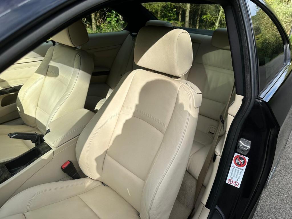 BMW 3 SERIES 2.0 320d M Sport Euro 5 2dr 2009