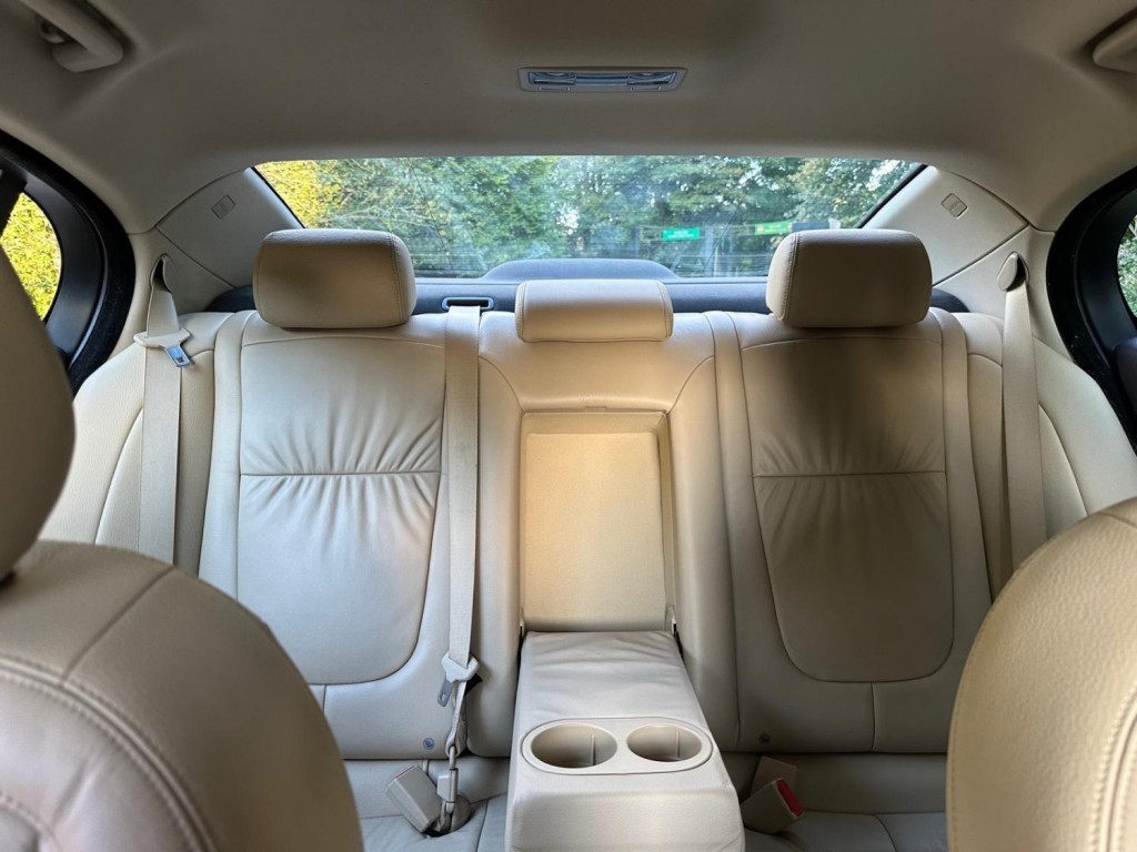 JAGUAR XF 3.0d V6 Luxury Auto Euro 5 4dr 2011