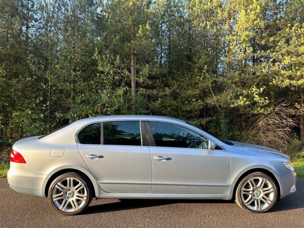 SKODA SUPERB 2.0 TDI Elegance DSG Euro 5 5dr 2013