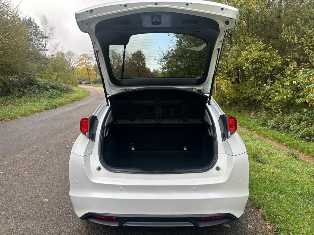 HONDA CIVIC 1.8 i-VTEC SR Auto Euro 5 5dr 2014