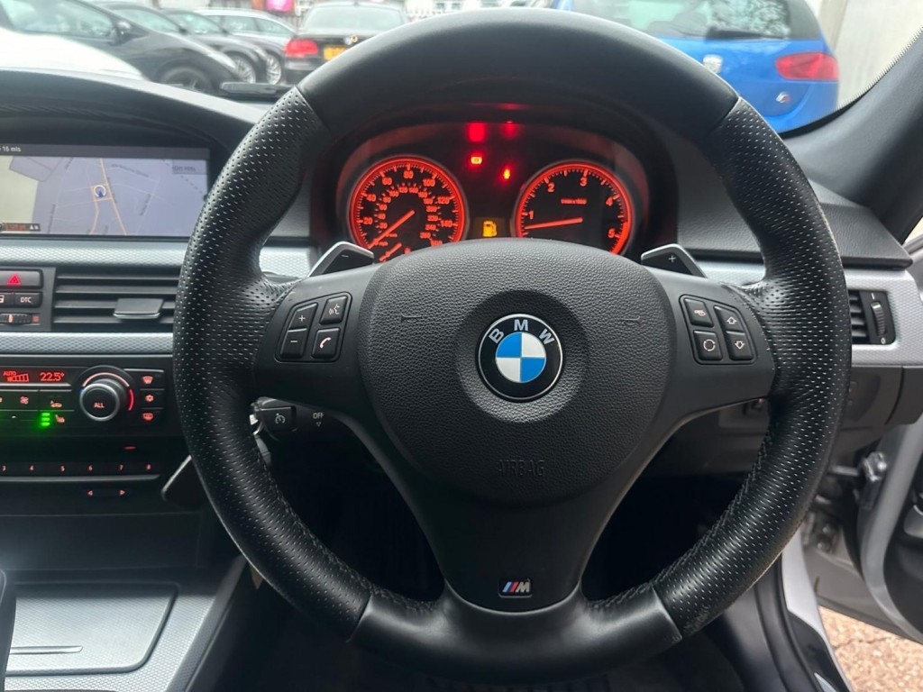 BMW 3 SERIES 3.0 325d M Sport Touring Steptronic Euro 5 5dr 2010