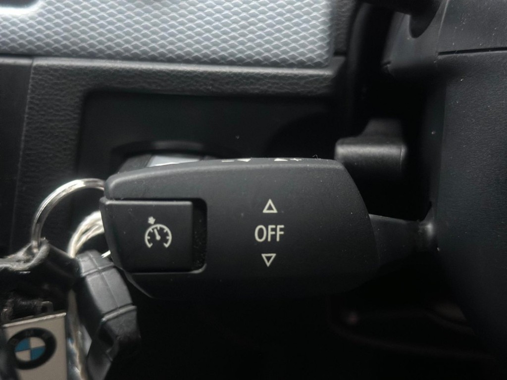 BMW 3 SERIES 3.0 325d M Sport Touring Steptronic Euro 5 5dr 2010