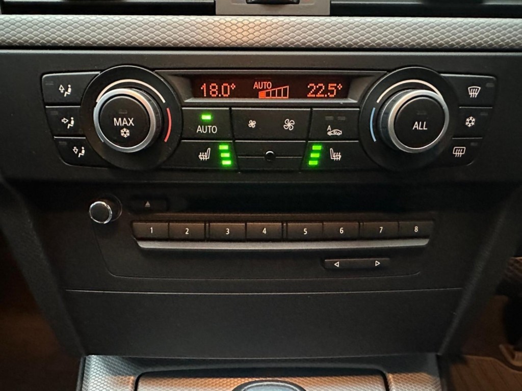 BMW 3 SERIES 3.0 325d M Sport Touring Steptronic Euro 5 5dr 2010