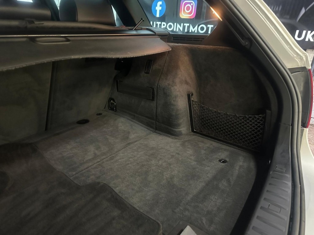 BMW 3 SERIES 3.0 325d M Sport Touring Steptronic Euro 5 5dr 2010