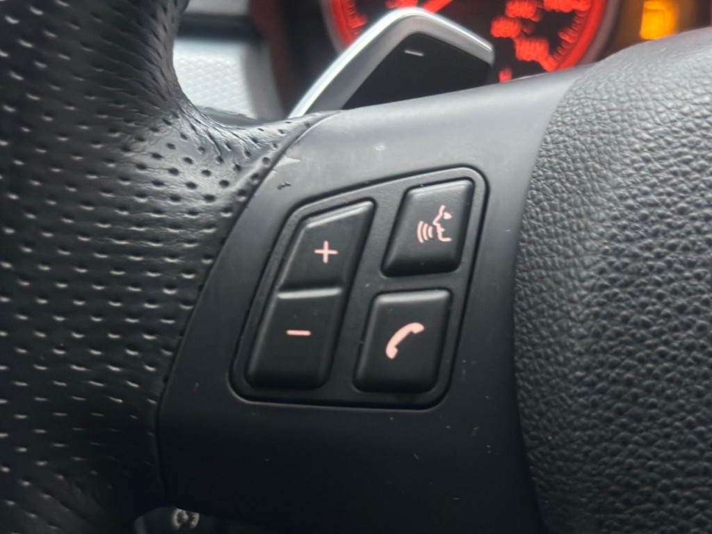 BMW 3 SERIES 3.0 325d M Sport Touring Steptronic Euro 5 5dr 2010