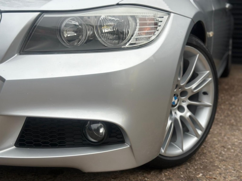 BMW 3 SERIES 3.0 325d M Sport Touring Steptronic Euro 5 5dr 2010