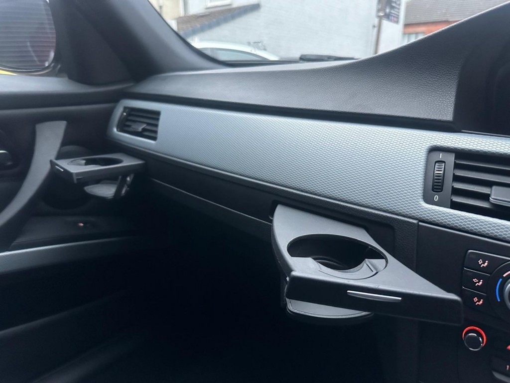 BMW 3 SERIES 3.0 325d M Sport Touring Steptronic Euro 5 5dr 2010