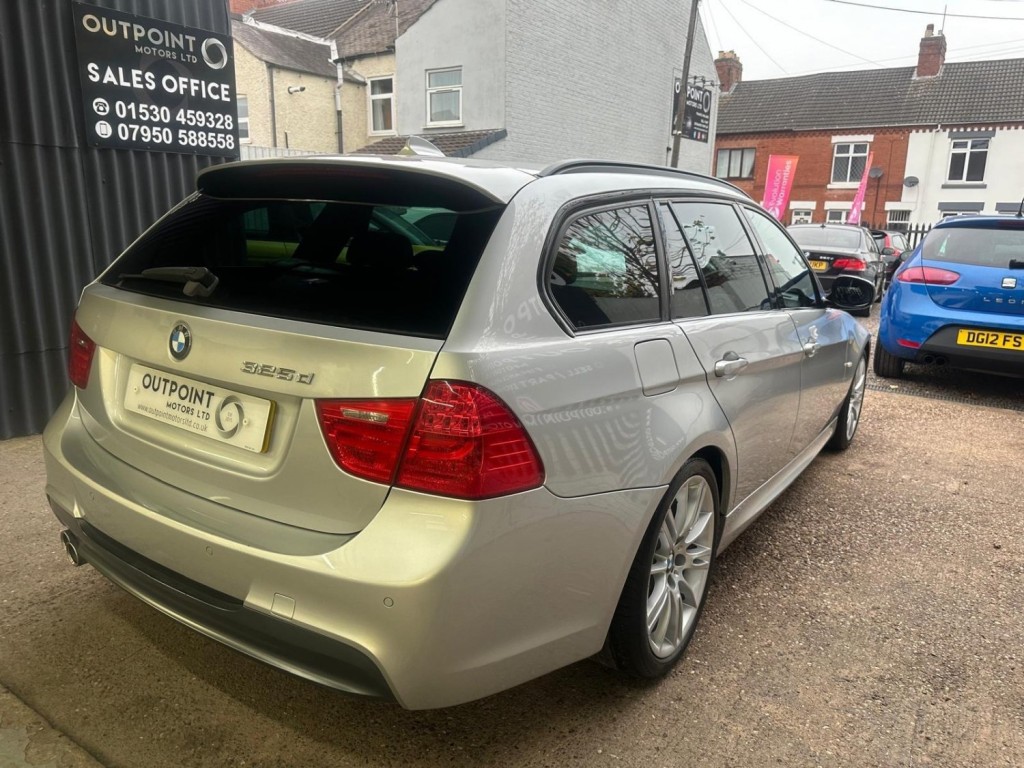 BMW 3 SERIES 3.0 325d M Sport Touring Steptronic Euro 5 5dr 2010
