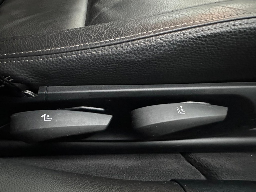 BMW 3 SERIES 3.0 325d M Sport Touring Steptronic Euro 5 5dr 2010