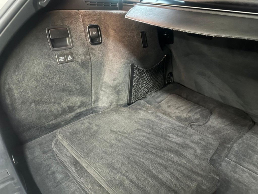 BMW 3 SERIES 3.0 325d M Sport Touring Steptronic Euro 5 5dr 2010