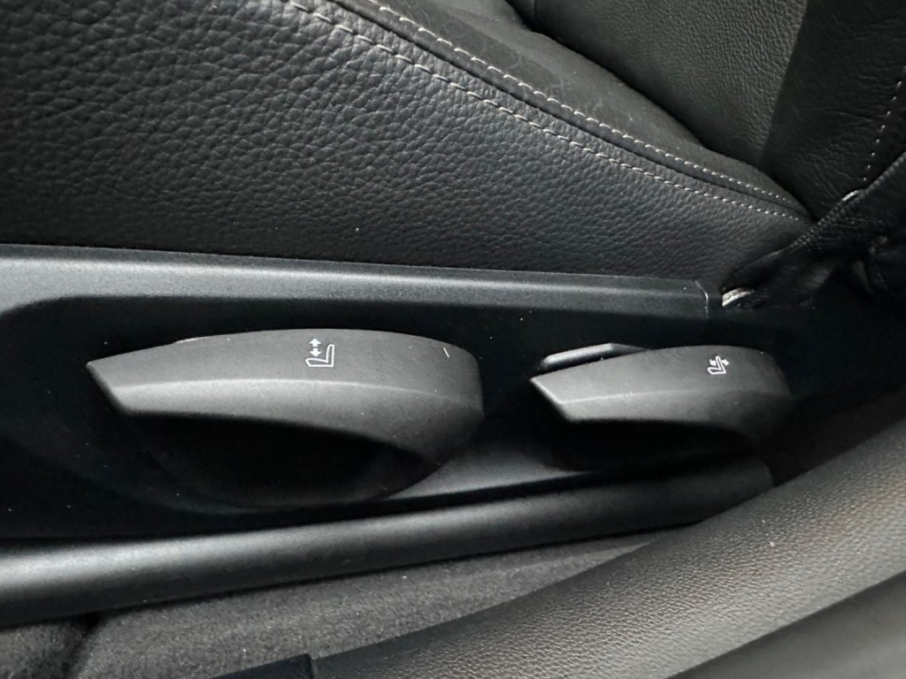 BMW 3 SERIES 3.0 325d M Sport Touring Steptronic Euro 5 5dr 2010