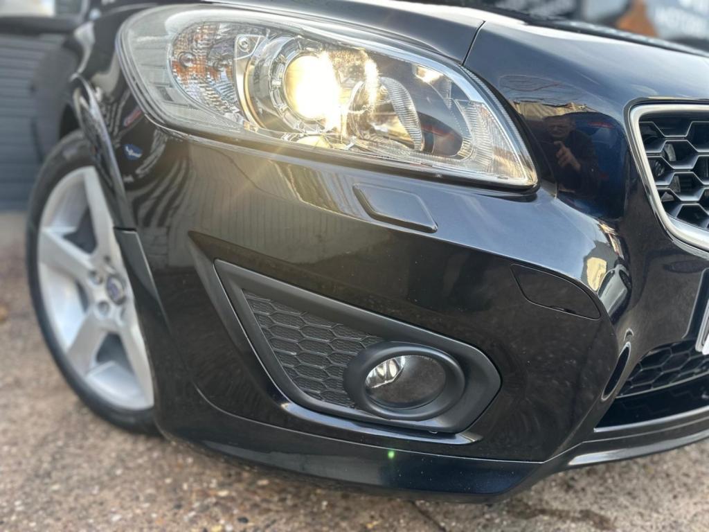VOLVO C30 2.0 D3 R-Design Sports Coupe Geartronic Euro 5 3dr 2011