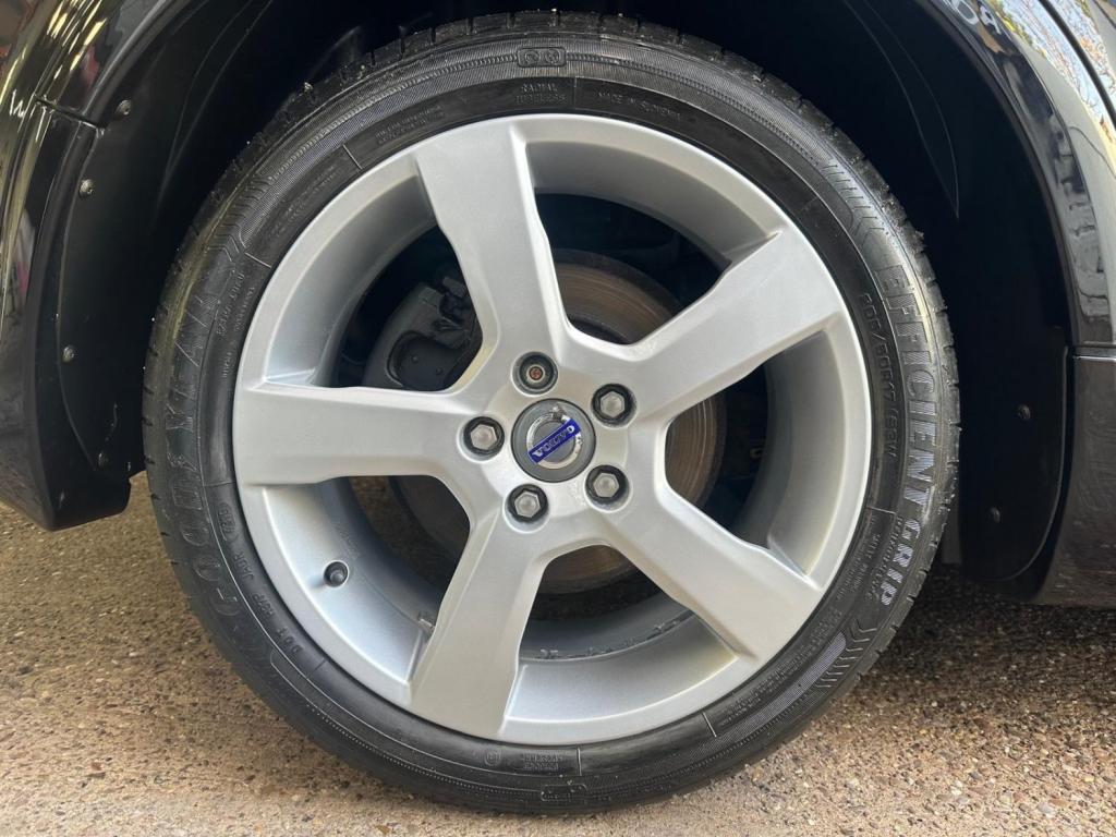 VOLVO C30 2.0 D3 R-Design Sports Coupe Geartronic Euro 5 3dr 2011