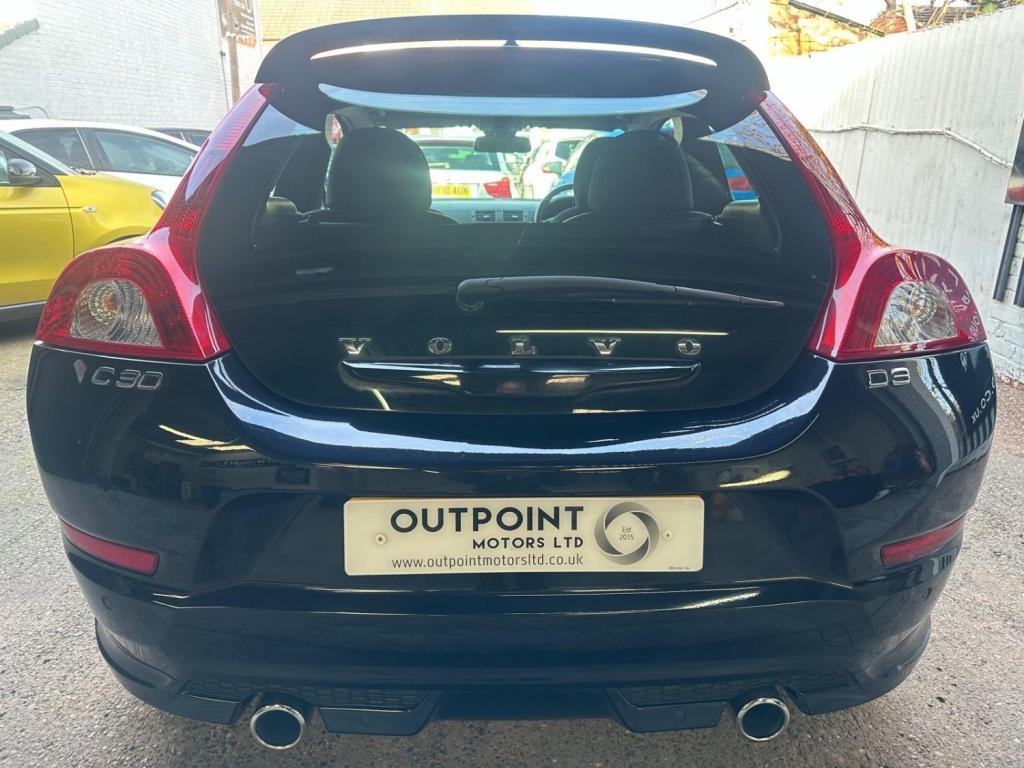 VOLVO C30 2.0 D3 R-Design Sports Coupe Geartronic Euro 5 3dr 2011