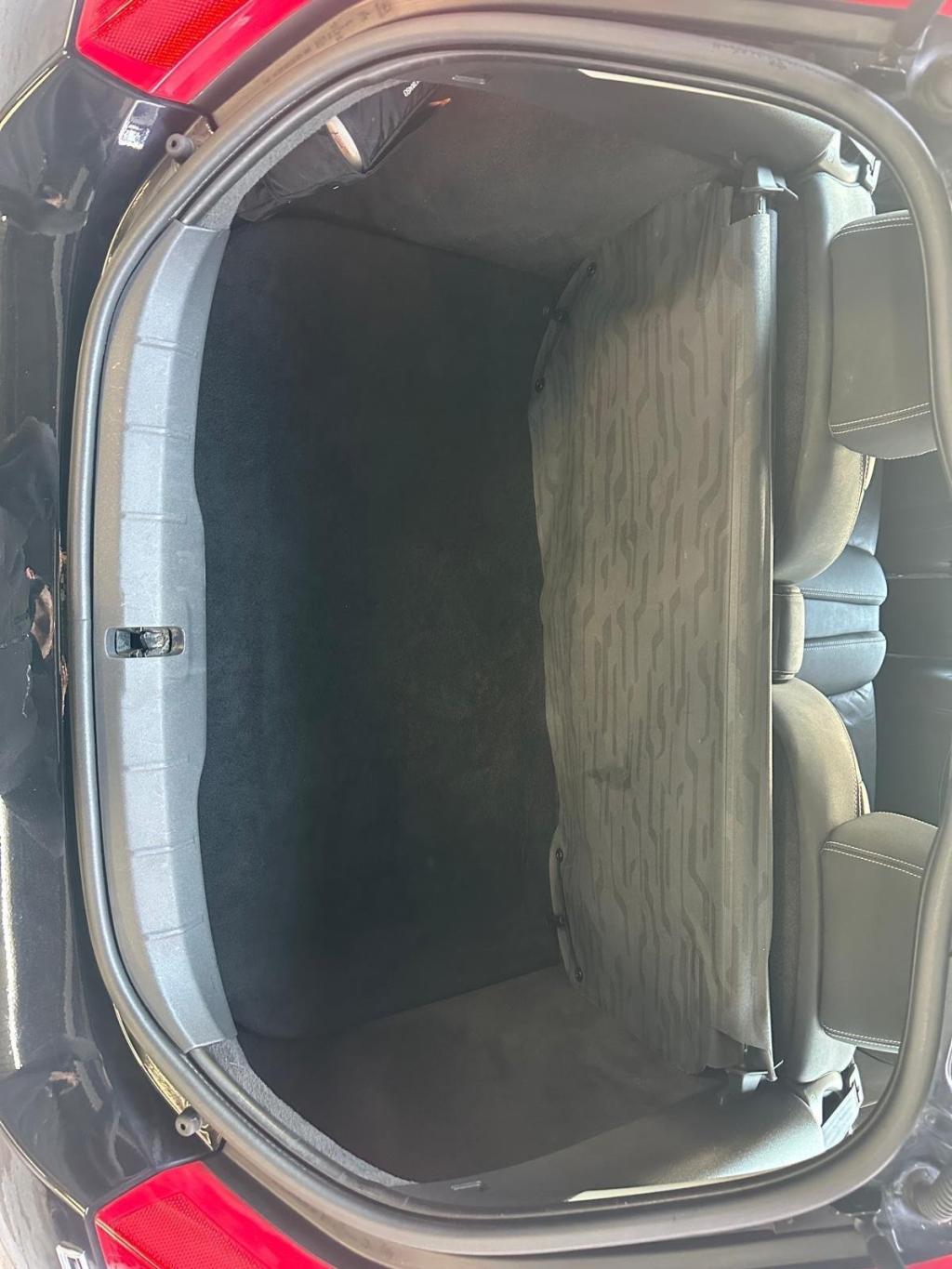 VOLVO C30 2.0 D3 R-Design Sports Coupe Geartronic Euro 5 3dr 2011