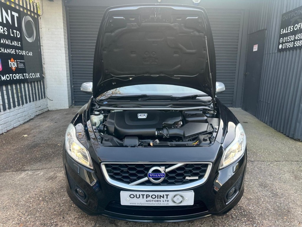 VOLVO C30 2.0 D3 R-Design Sports Coupe Geartronic Euro 5 3dr 2011