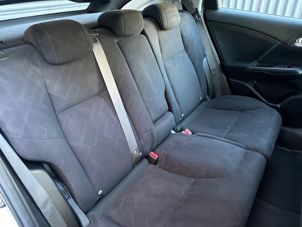 HONDA CIVIC 2.2 i-DTEC ES Euro 5 (s/s) 5dr 2012