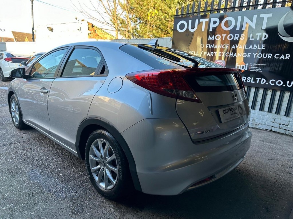 HONDA CIVIC 2.2 i-DTEC ES Euro 5 (s/s) 5dr 2012