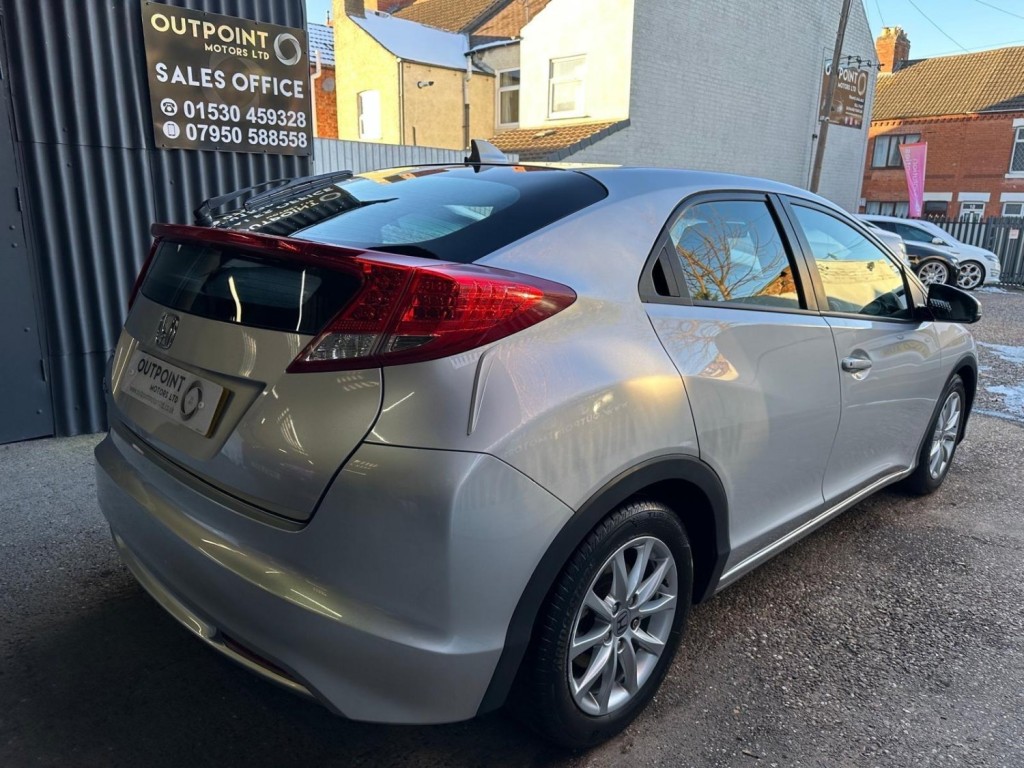 HONDA CIVIC 2.2 i-DTEC ES Euro 5 (s/s) 5dr 2012