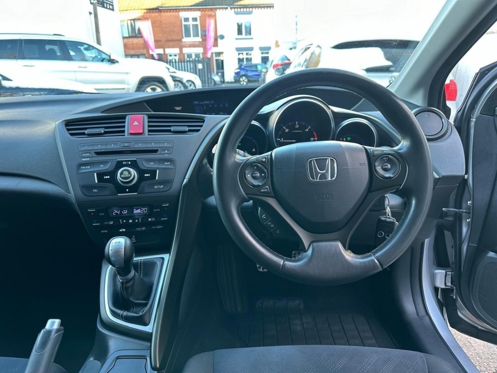 HONDA CIVIC 2.2 i-DTEC ES Euro 5 (s/s) 5dr 2012