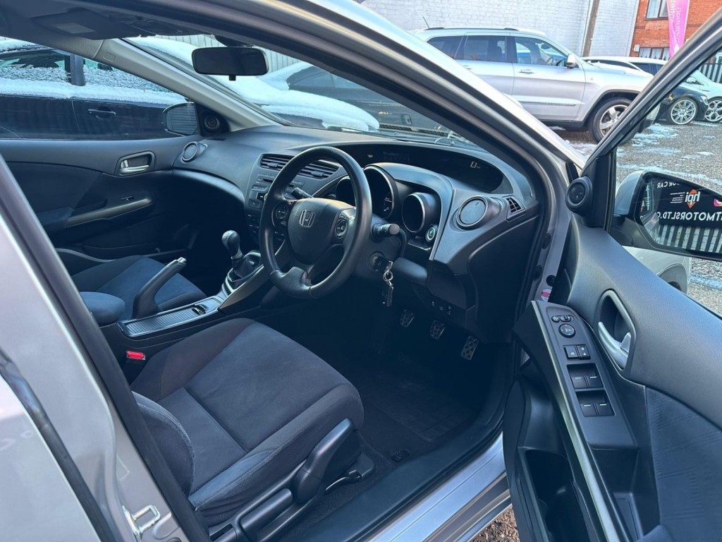 HONDA CIVIC 2.2 i-DTEC ES Euro 5 (s/s) 5dr 2012