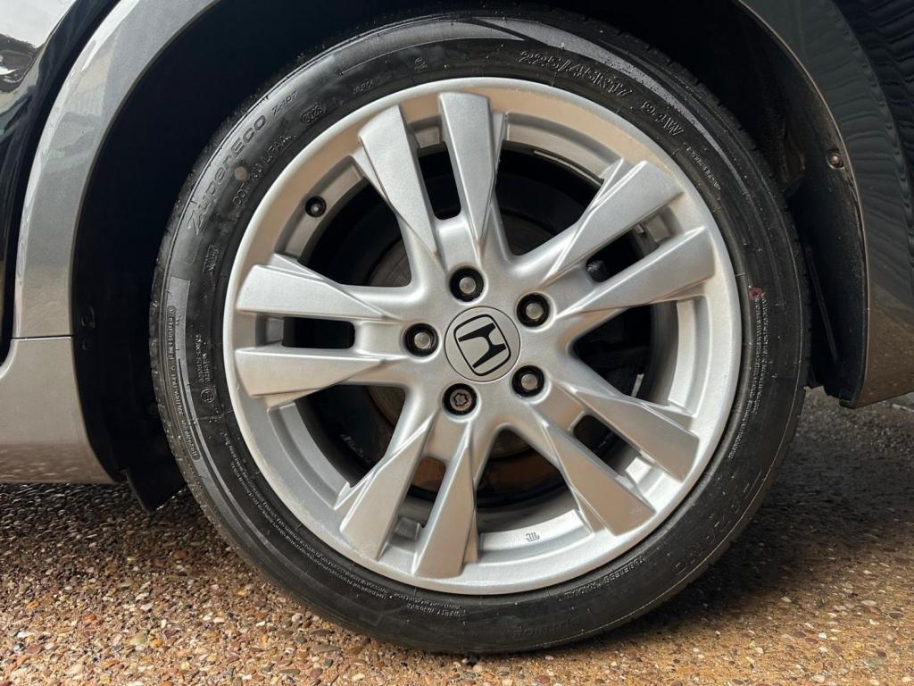 HONDA CIVIC 1.8 i-VTEC EX GT 5dr 2010