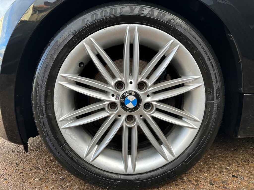 BMW 1 SERIES 2.0 120d M Sport Steptronic Euro 5 2dr 2010