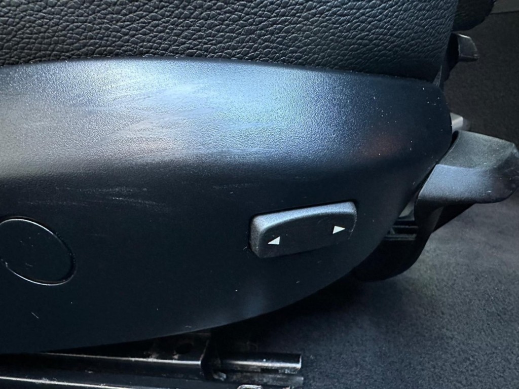 BMW 1 SERIES 2.0 120d M Sport Steptronic Euro 5 2dr 2010