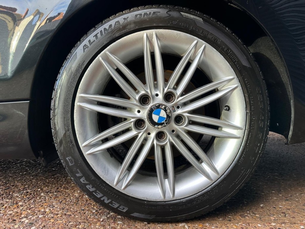 BMW 1 SERIES 2.0 120d M Sport Steptronic Euro 5 2dr 2010