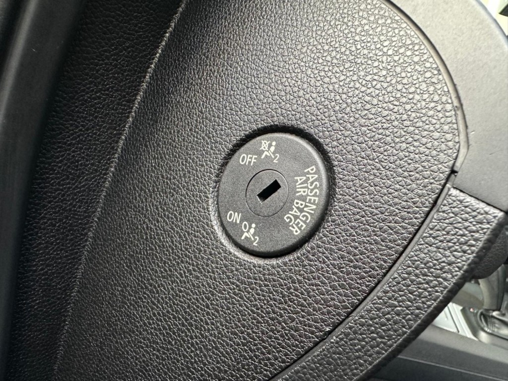 BMW 1 SERIES 2.0 120d M Sport Steptronic Euro 5 2dr 2010