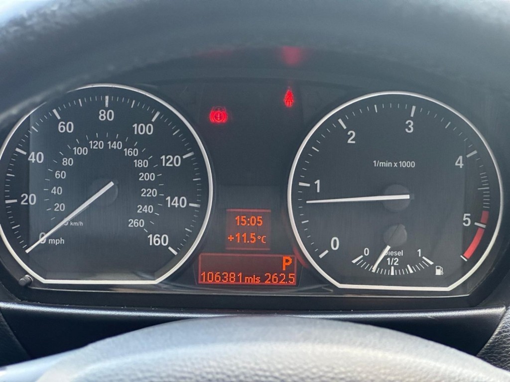 BMW 1 SERIES 2.0 120d M Sport Steptronic Euro 5 2dr 2010