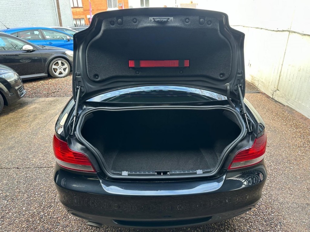 BMW 1 SERIES 2.0 120d M Sport Steptronic Euro 5 2dr 2010