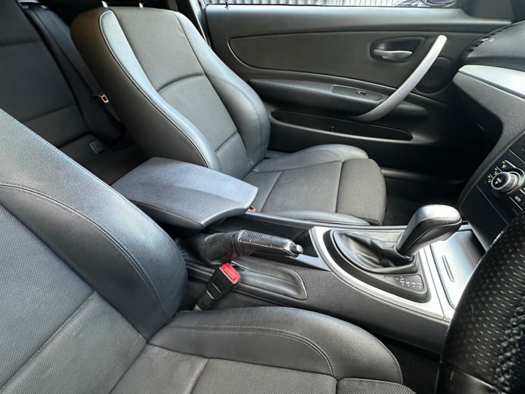 BMW 1 SERIES 2.0 120d M Sport Steptronic Euro 5 2dr 2010