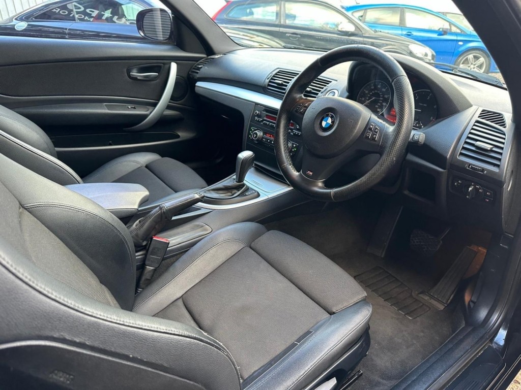 BMW 1 SERIES 2.0 120d M Sport Steptronic Euro 5 2dr 2010