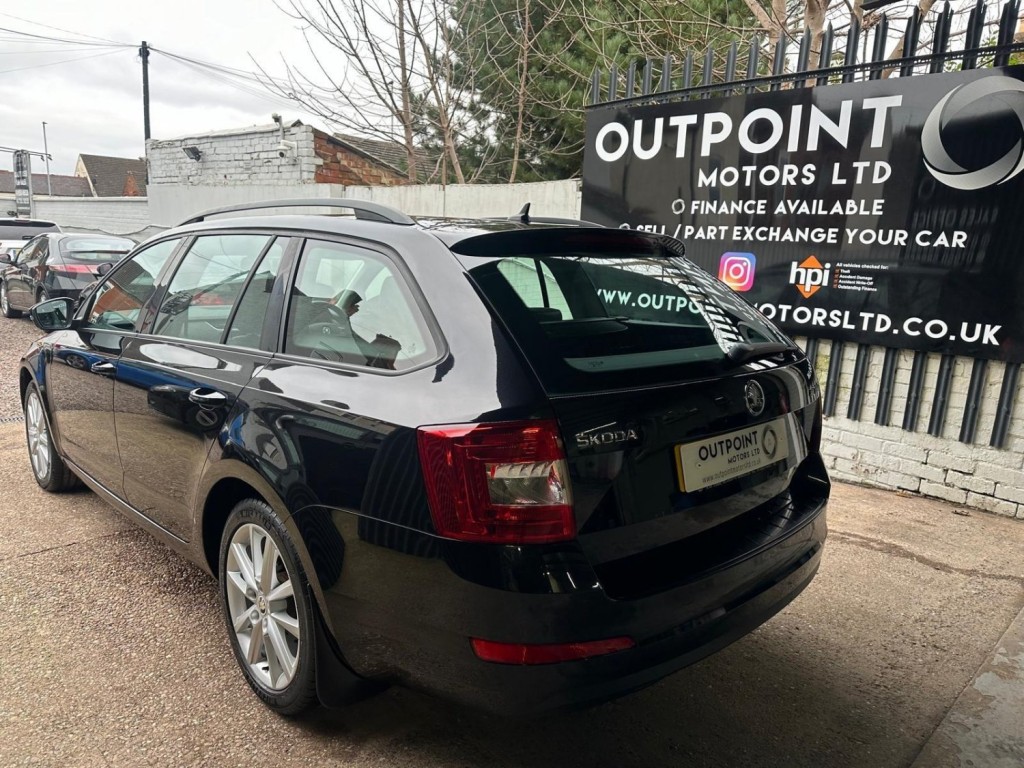 SKODA OCTAVIA 2.0 TDI Elegance DSG Euro 5 (s/s) 5dr 2014