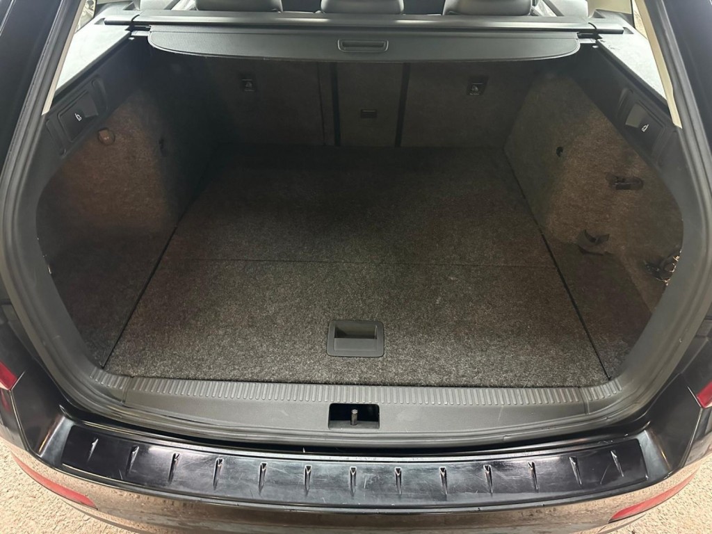 SKODA OCTAVIA 2.0 TDI Elegance DSG Euro 5 (s/s) 5dr 2014