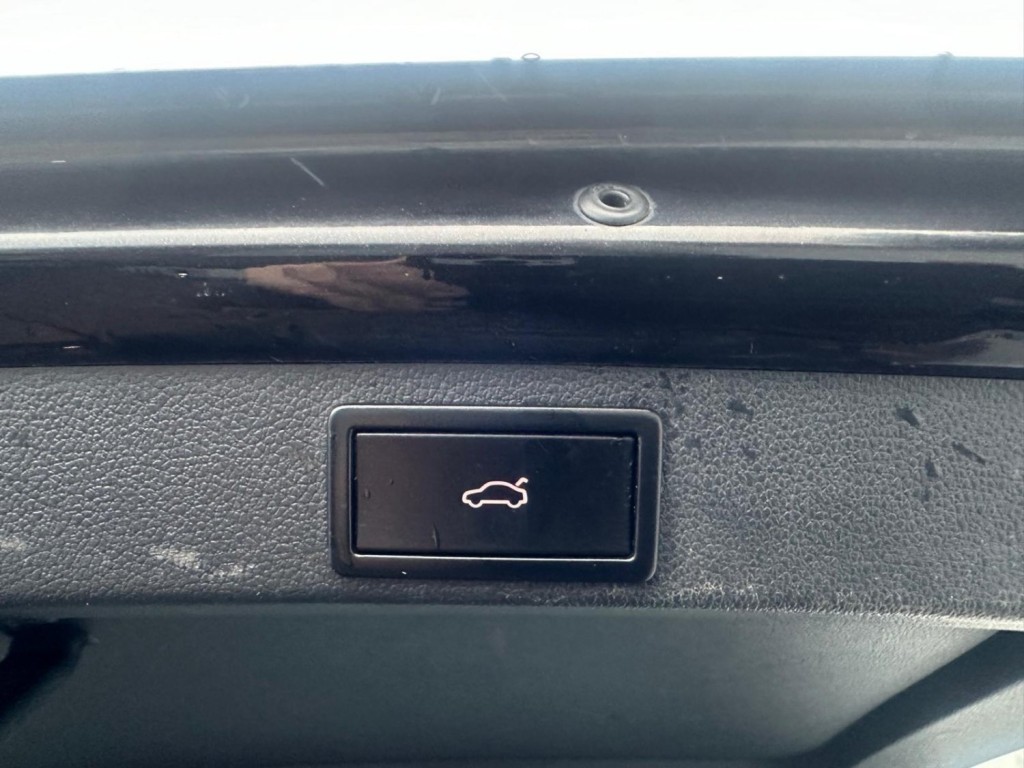 SKODA OCTAVIA 2.0 TDI Elegance DSG Euro 5 (s/s) 5dr 2014