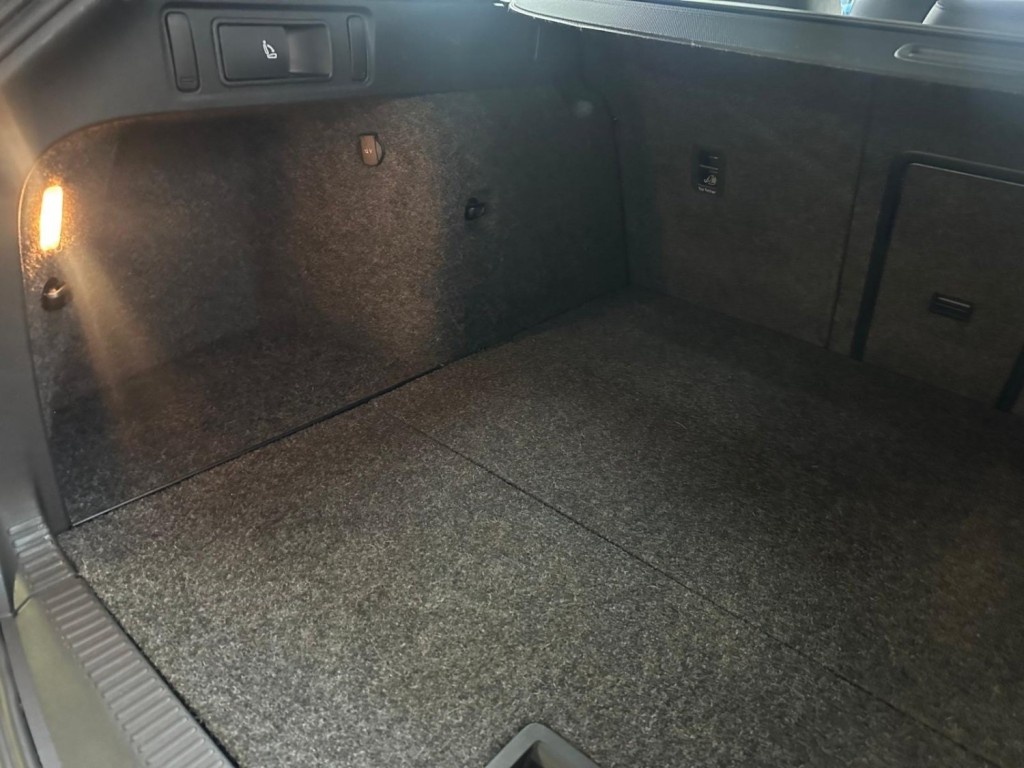 SKODA OCTAVIA 2.0 TDI Elegance DSG Euro 5 (s/s) 5dr 2014