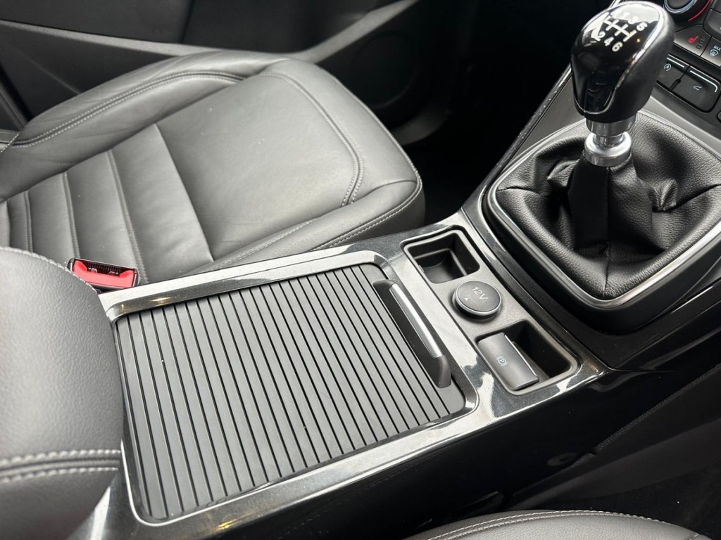 FORD KUGA 2.0 TDCi Titanium X AWD Euro 6 (s/s) 5dr 2017