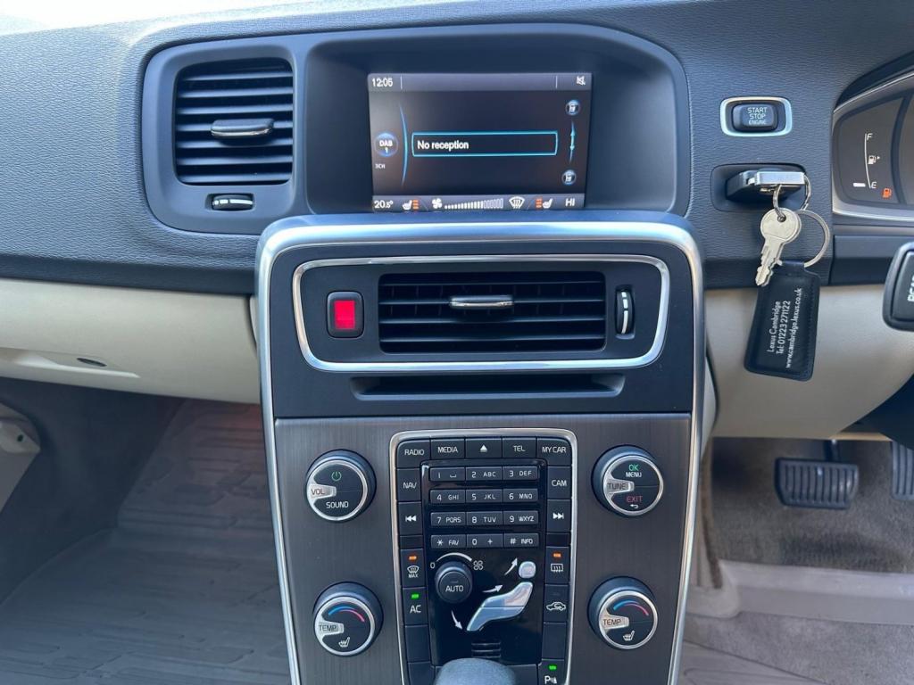 VOLVO S60 2.0 D3 SE Lux Geartronic Euro 5 4dr 2010