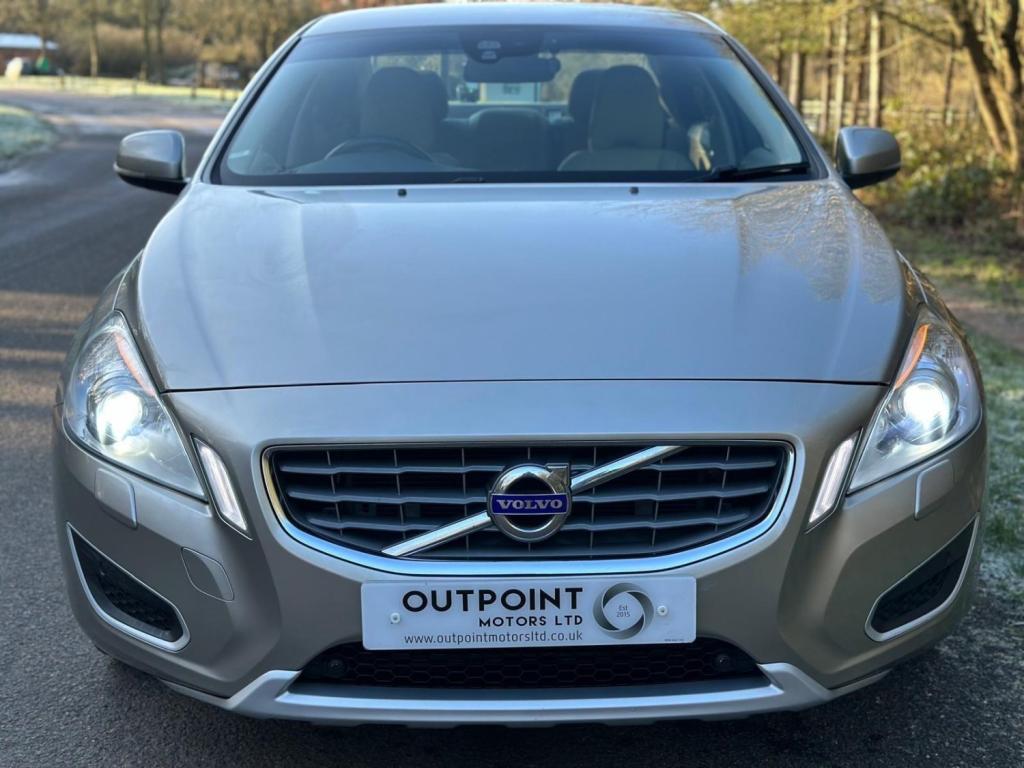 VOLVO S60 2.0 D3 SE Lux Geartronic Euro 5 4dr 2010