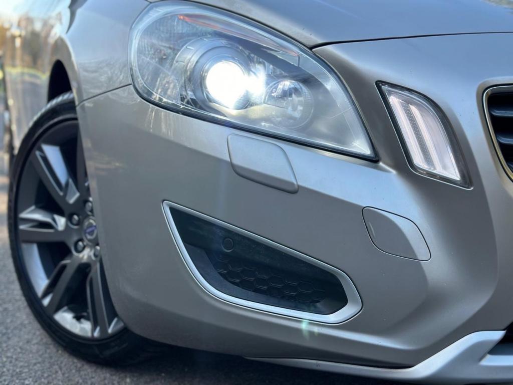 VOLVO S60 2.0 D3 SE Lux Geartronic Euro 5 4dr 2010