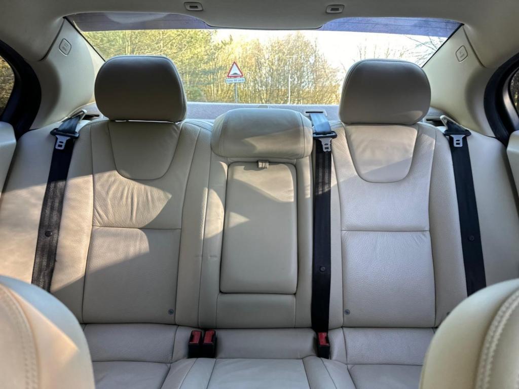 VOLVO S60 2.0 D3 SE Lux Geartronic Euro 5 4dr 2010