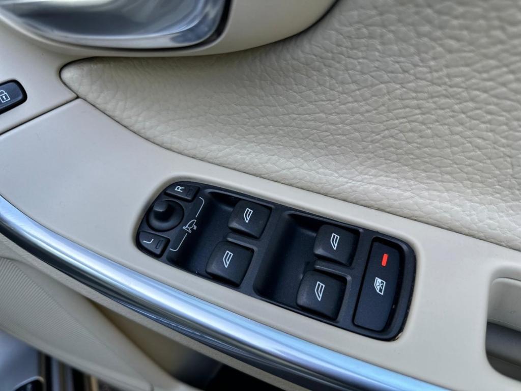 VOLVO S60 2.0 D3 SE Lux Geartronic Euro 5 4dr 2010