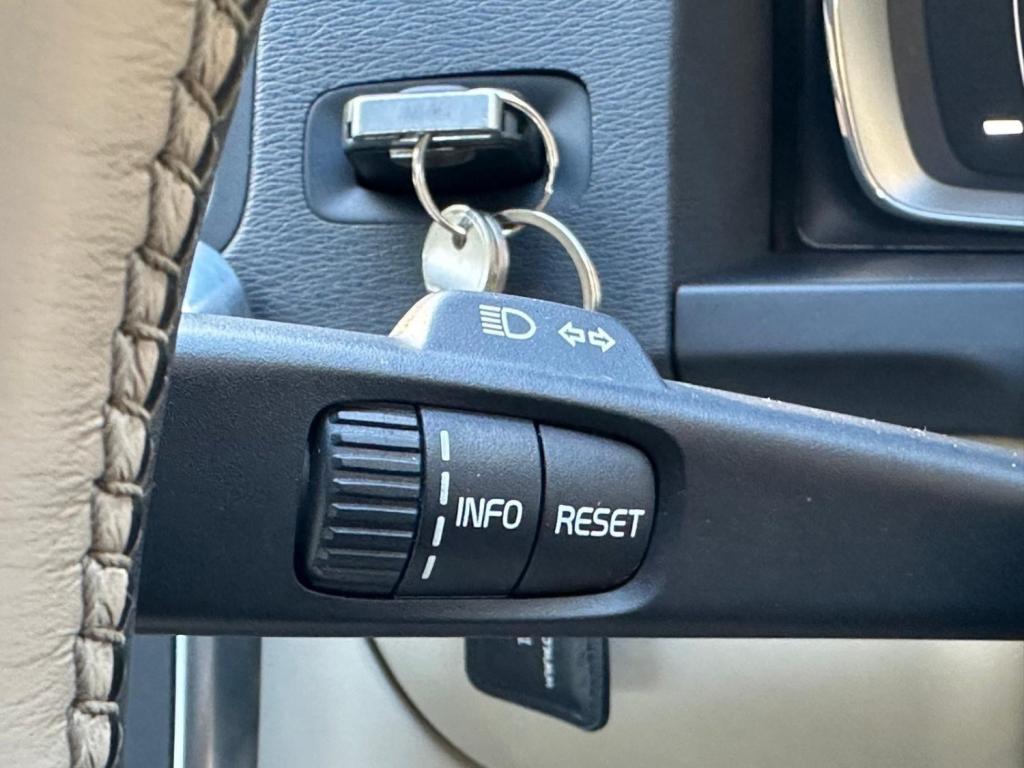 VOLVO S60 2.0 D3 SE Lux Geartronic Euro 5 4dr 2010