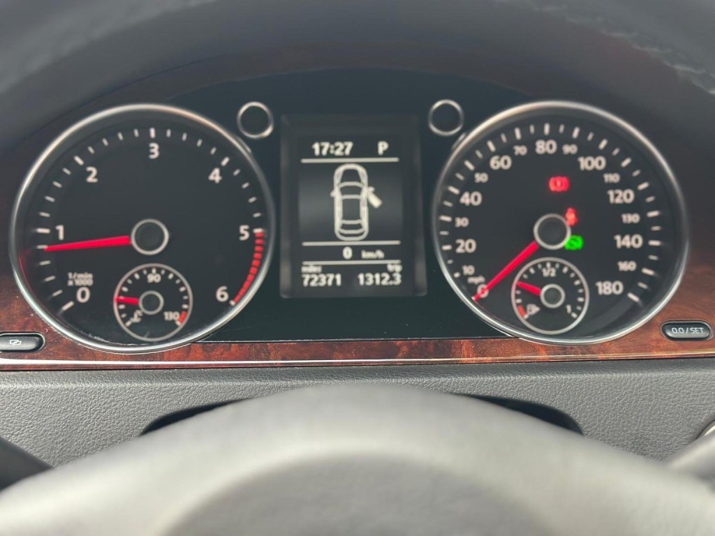 VOLKSWAGEN CC 2.0 TDI DSG Euro 5 4dr (4 Seat) 2010