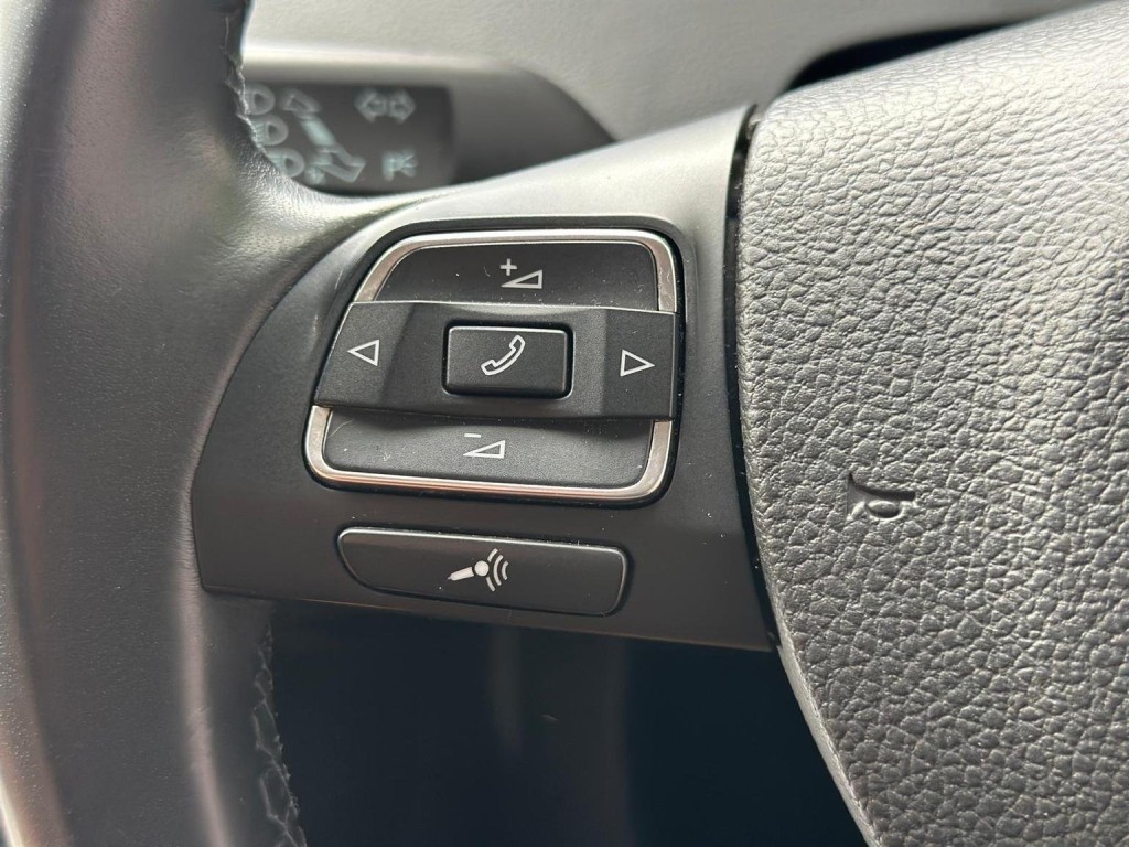 VOLKSWAGEN CC 2.0 TDI DSG Euro 5 4dr (4 Seat) 2010