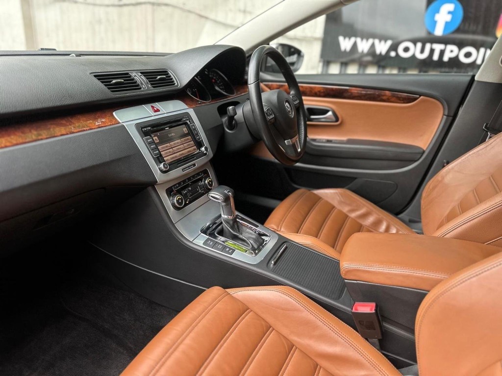 VOLKSWAGEN CC 2.0 TDI DSG Euro 5 4dr (4 Seat) 2010