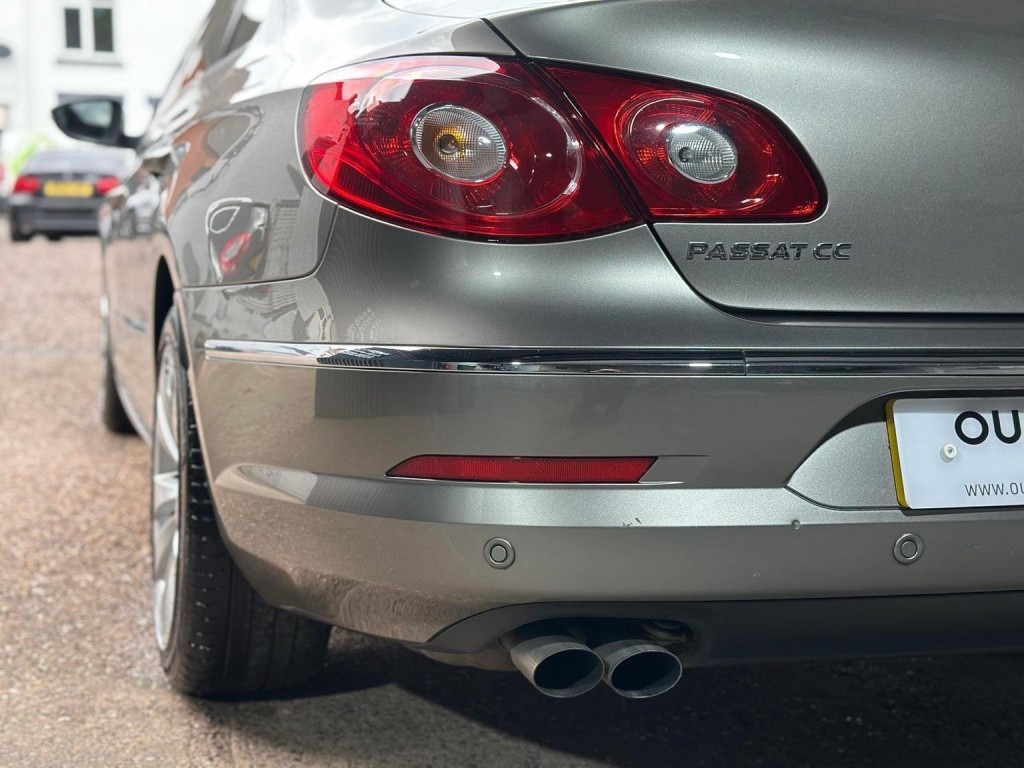 VOLKSWAGEN CC 2.0 TDI DSG Euro 5 4dr (4 Seat) 2010