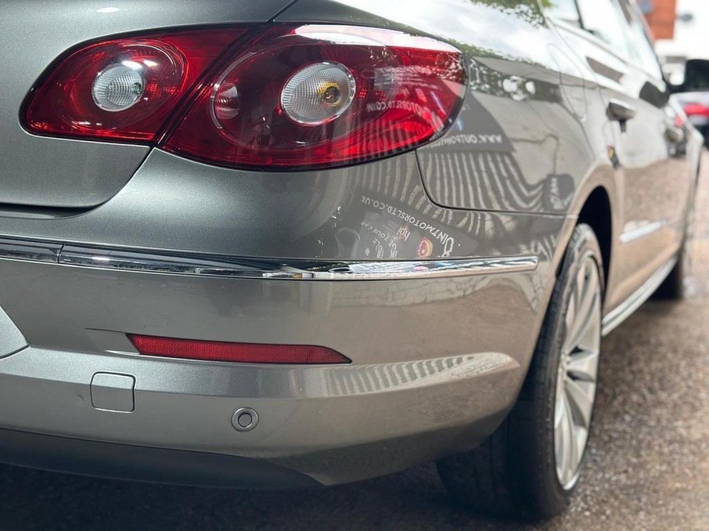 VOLKSWAGEN CC 2.0 TDI DSG Euro 5 4dr (4 Seat) 2010